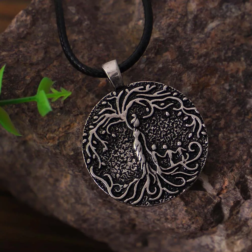 

Double Sided Carved Mom & Several Children Family Tree of Life Necklace Coin Pendant Mom Kid Women Mothers Day Gift Dropshipping
