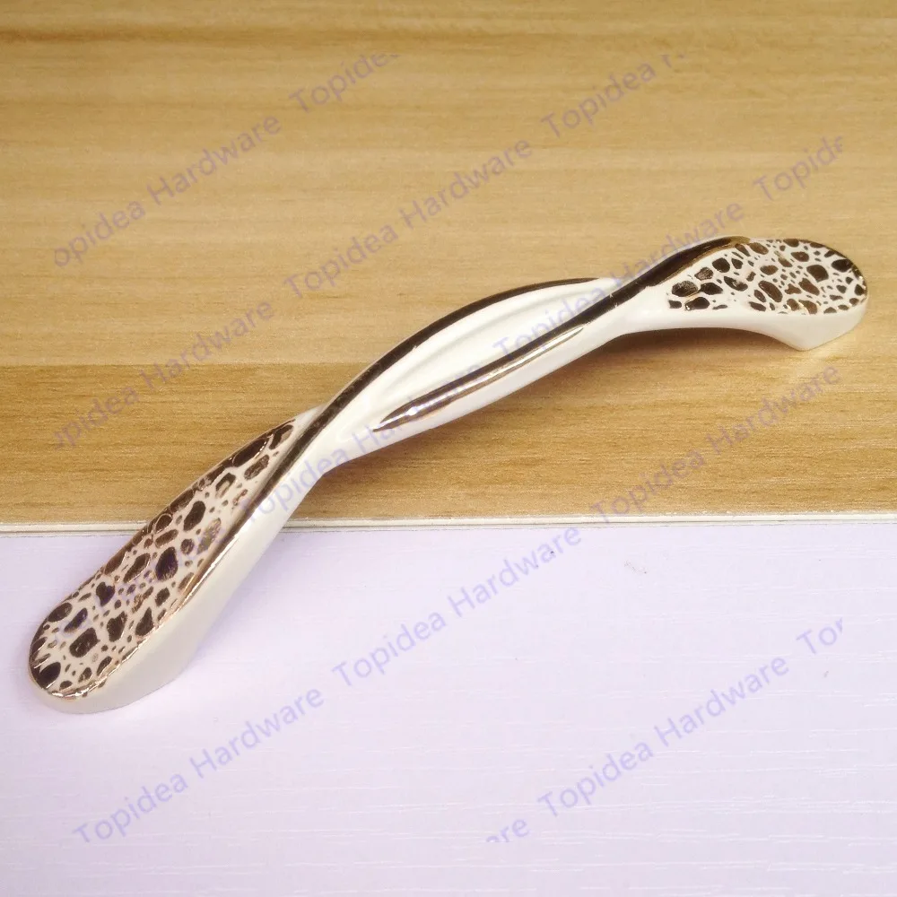 Length 114mm Hole Pitch 96mm Zinc Alloy handle drawer handle Antique furniture handle cabinet handle Ivory white color