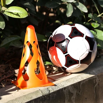

4pcs Soccer Training Pile Hollow Roadblocks Soccer Ball Step Moving Training Equipment