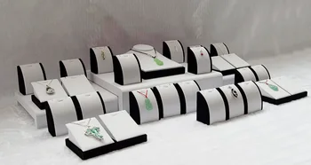 

Wholesale Wooden Necklace Display Stands Jewelry Display Case Jade Amber Pendant Necklaces Stand bust display 86*30*16cm