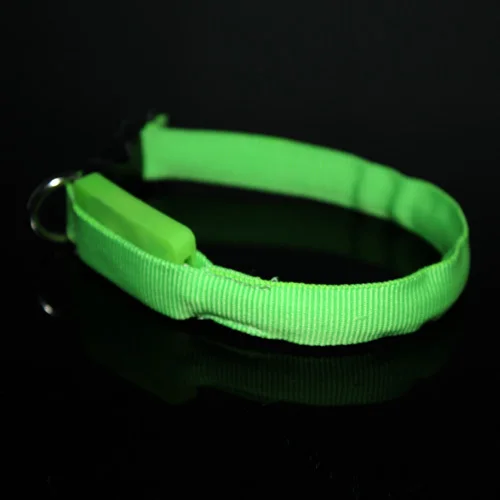 Маленький светодиодный нейлоновый ошейник, светильник для собак, мигающий светящийся кнопочный ремень батарейка, безопасное ожерелье для домашних животных для ночного бега - Цвет: Зеленый