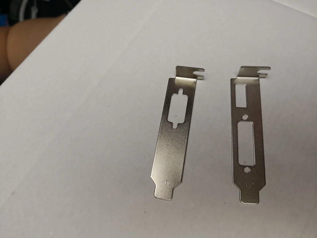 2 Расширительных кронштейна для видеокарт NVIDIA GeForce 610710730 HDMI + DVI полный кронштейн