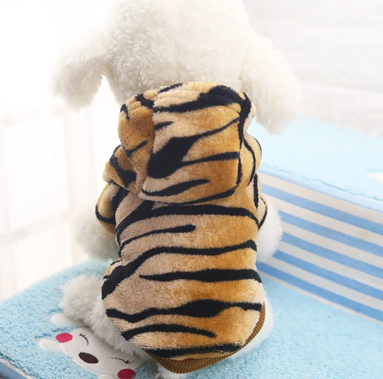 Коралловый бархат Кошка Собака Одежда для животных для щенков котенок мягкая теплая зимняя одежда с забавным тигром Косплей Собака толстовки