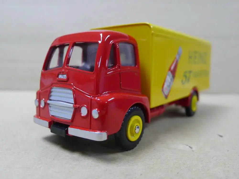 

Atlas Dinky UK Truck GUY Warrior Van 920 Diecast Toys 1:43