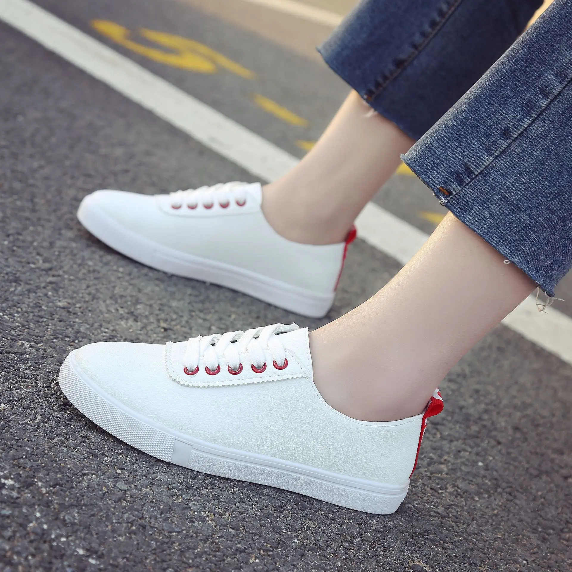 

2018 spring and autumn new seasons wild breathable lace small white shoes female students walking shoes AYJ1-AYJ5