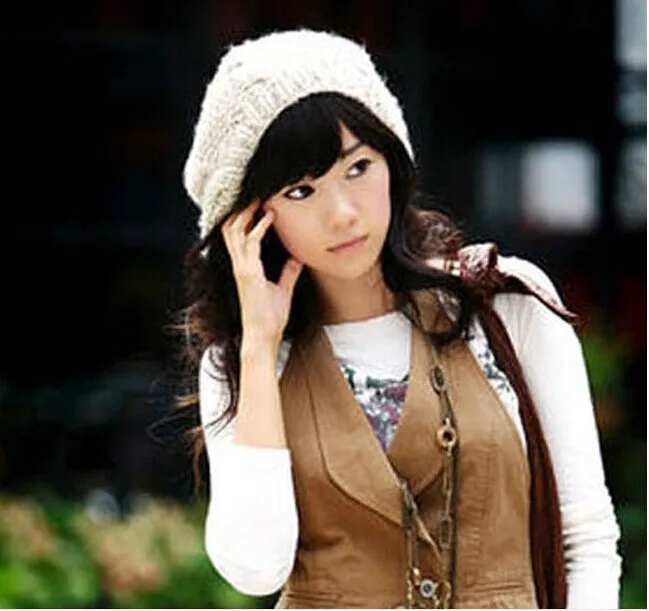 

1 PCS Free shipping The new 2014 berets Fashionable woman twist knitted caps Pineapple hats Multicolor wholesale