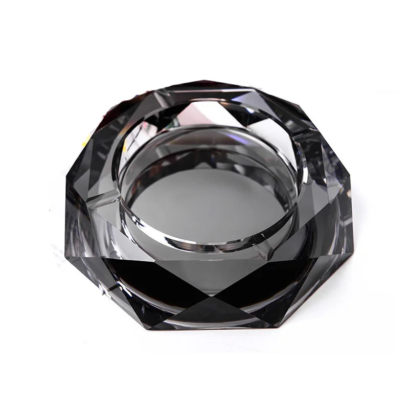 Tanie Luksusowe złoty wyraźna czerń kolorowe 12 cm okrągły popielniczka kryształowa popielniczka szklana dla prezent dla chłopaka wystrój domu DEC184
