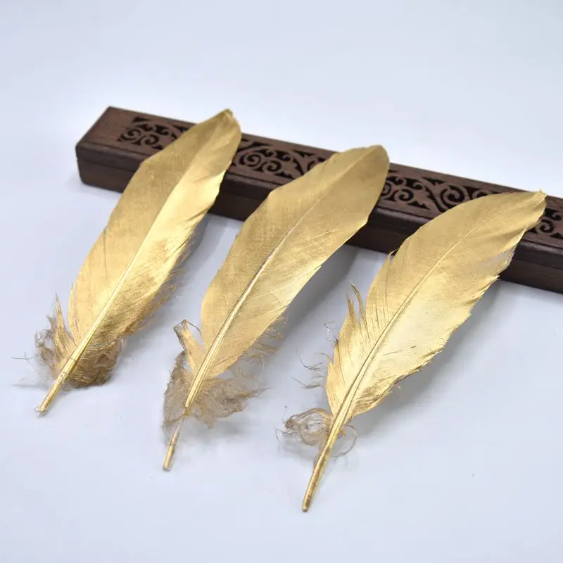 

10Pcs/Lot Gold goose feather for Crafts plumas jewelry making 15-20cm DIY Natural feathe materials headdress Wedding decoration