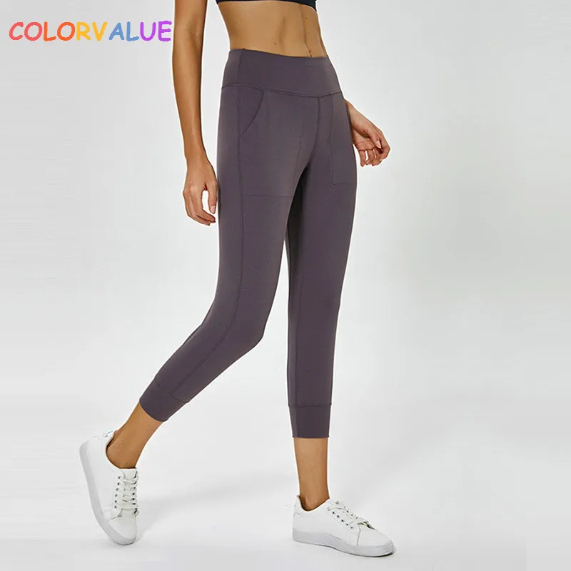 

Colorvalue Naked-feel Fabrics Loose Running Sport Capri Pants Women Thin Styles Jogger Training Capri Pants with Two Side Pocket