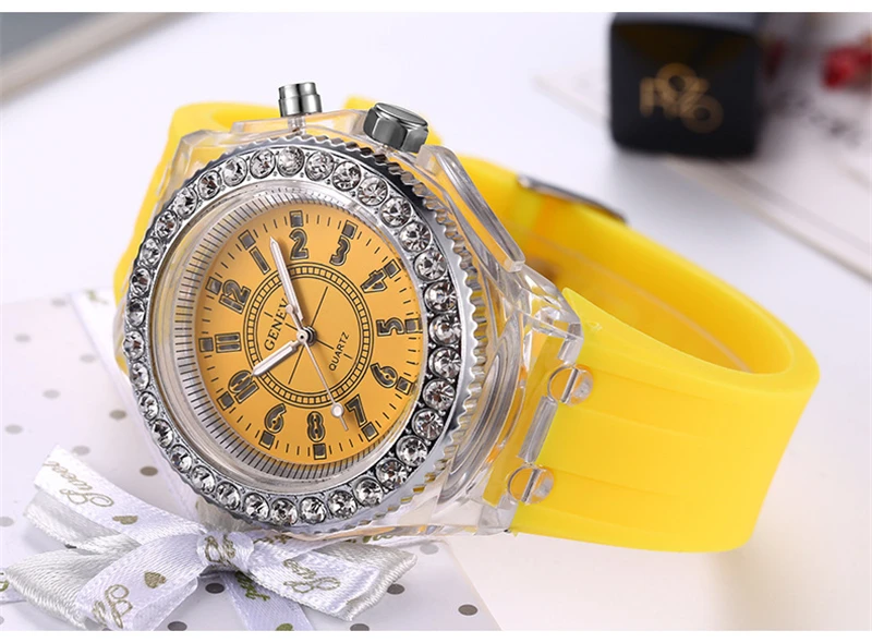 YELLOW