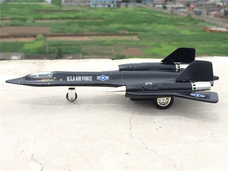 blackbird plane toy