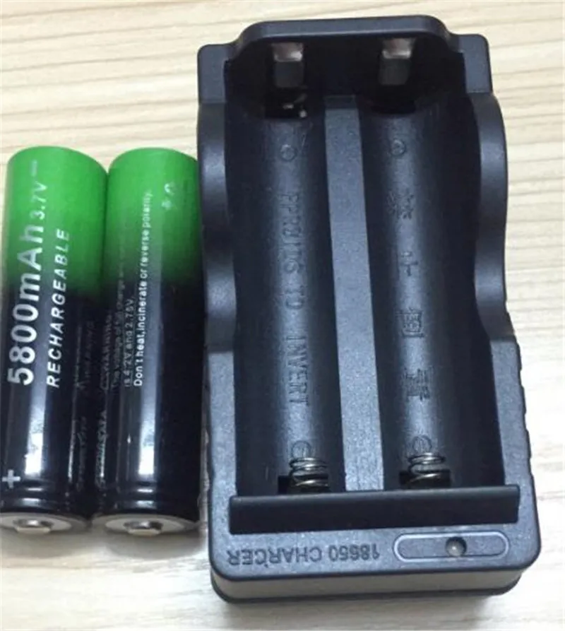 NoEnName_Null 2 шт 5800mAh литий-ионная 3,7 V перезаряжаемая батарея 18650+ зарядное устройство для ЕС/США 18650