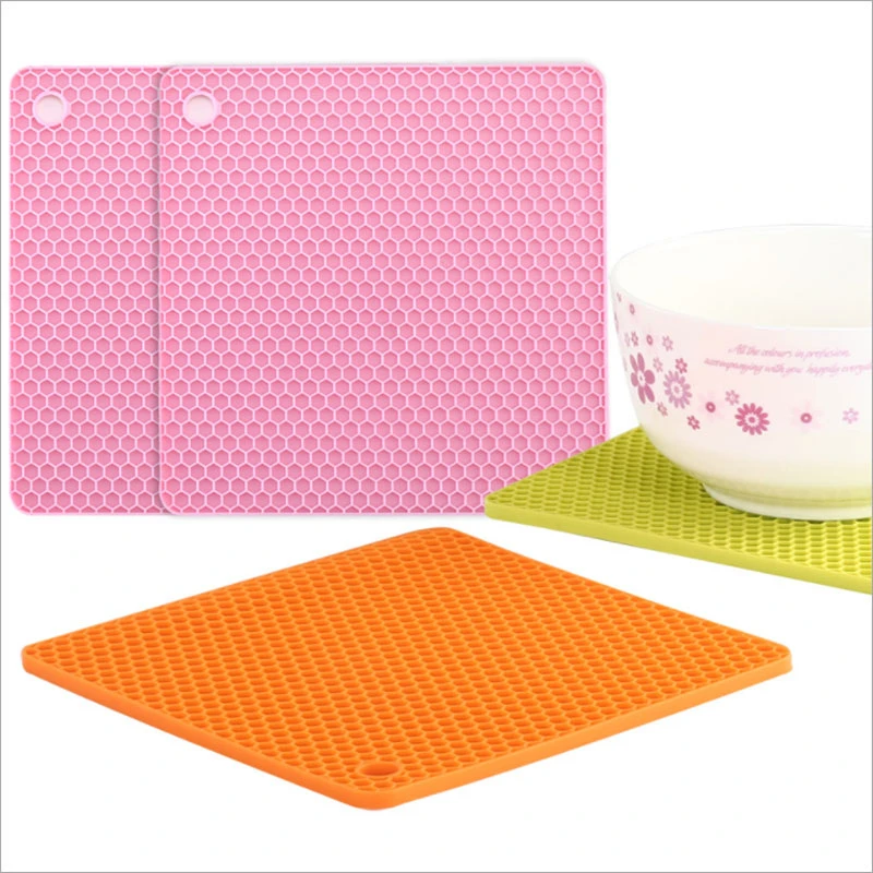 

Square Pads Food Grade Silicone Placemat Insulation Pad Anti-Scalding Casserole High Temperature Thickened Microwave Oven Mat