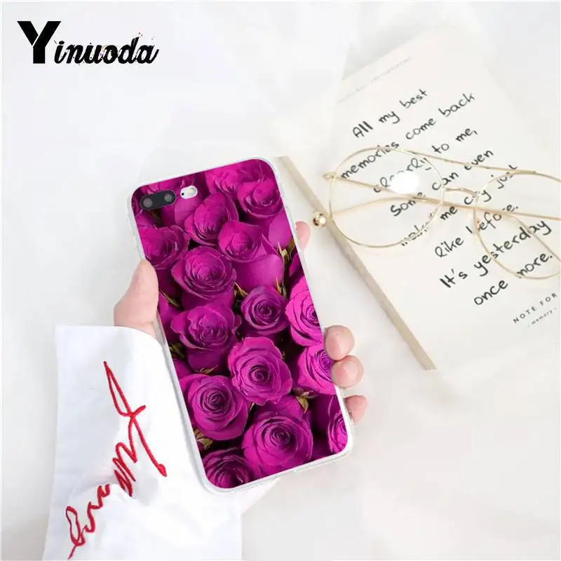 Elegante Rosa Roxo no Vaso