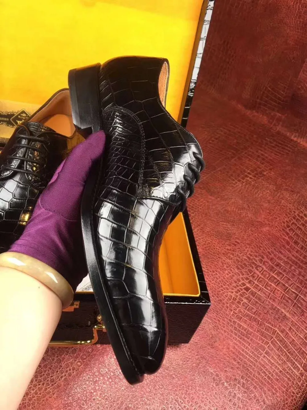 Hot Luxury quality Genuine real crocodile belly skin men shoe glossy durable solid crocodile skin men business dress shoe