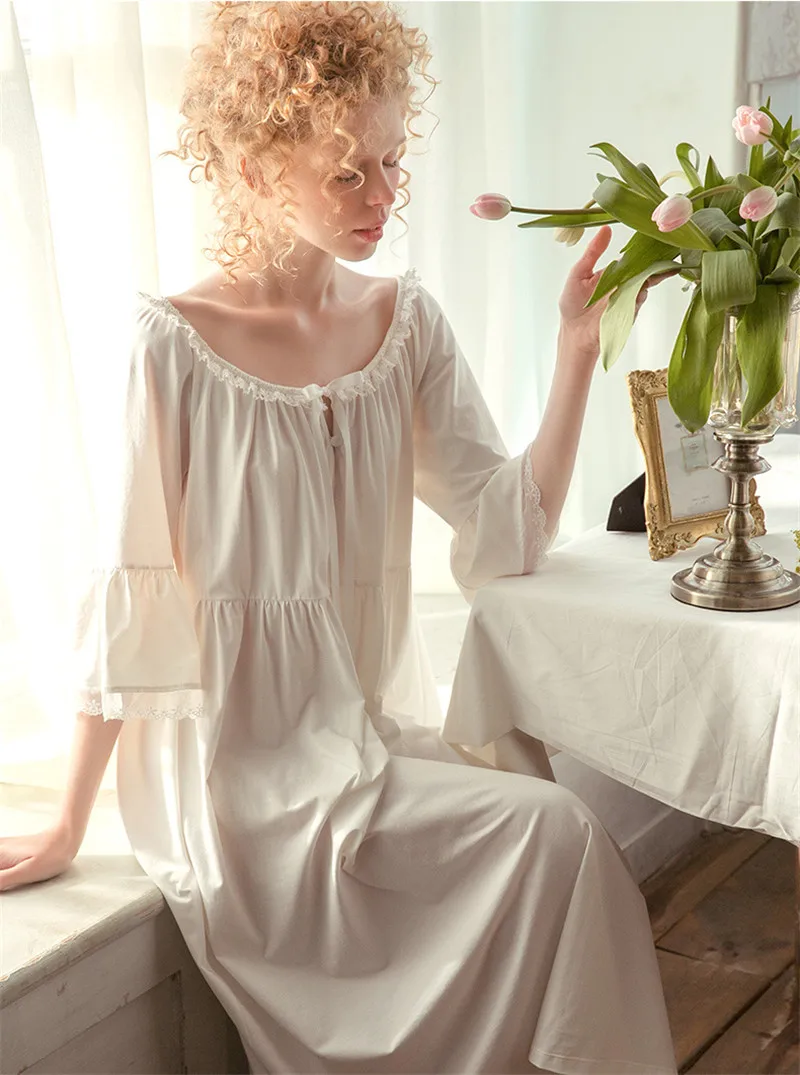 NIGHTGOWN (7)