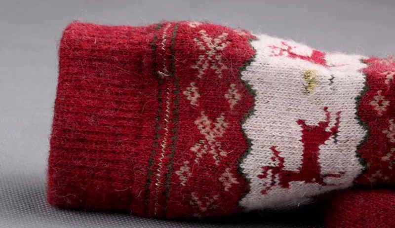 Christmas-Deer-Moose-Design-Casual-Warm-Winter-Knit-Wool-Female-Socks-Christmas-Decoration-Supplies-MR0022 (2)