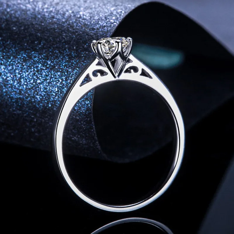 Шесть крапанов пасьянс кольцо из стерлингового серебра 0.3CT обручальное
