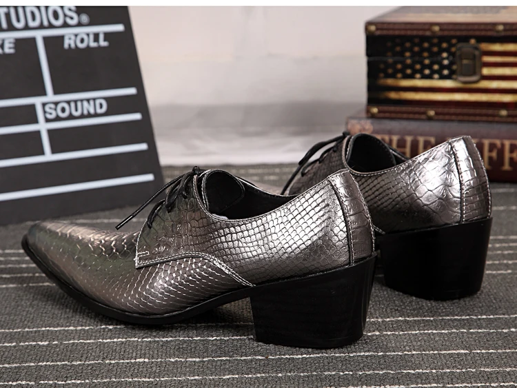 Robe As Mariage Carrière Scène Picture Hommes Conception Studio Hauts Travail Luxe Homme De as Or Talons T À Argent Photo Picture Chaussures Bout Pointu ucTF3lK51J