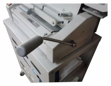 perfect binding machine 4_conew1