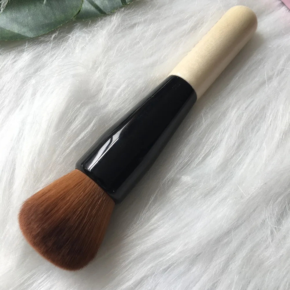 

BB Series Full Coverage Face Blender Blush Powder Brushes Professional Makeup Brushes Magic Sponge Foundation Cosmetic Brush