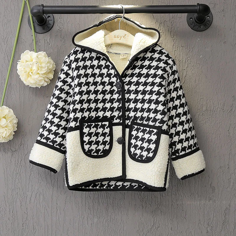 

Children clothing new baby girls fashion outerwear princess grid kids winter long pastoral style coat baby thick warm blazer