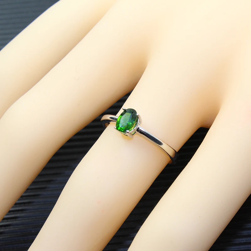 Элегантный серебристый Драгоценное кольцо 4 мм * 6 мм Природный хромдиопсид кольцо для женщины Настоящее серебро 925 диопсид кольцо подарок
