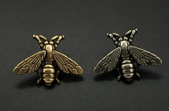 

High-grade vintage cute bees brooch gold & silver small bee brooch pins for men women Deer Antlers Head Pin fashion jewelry 1 PC