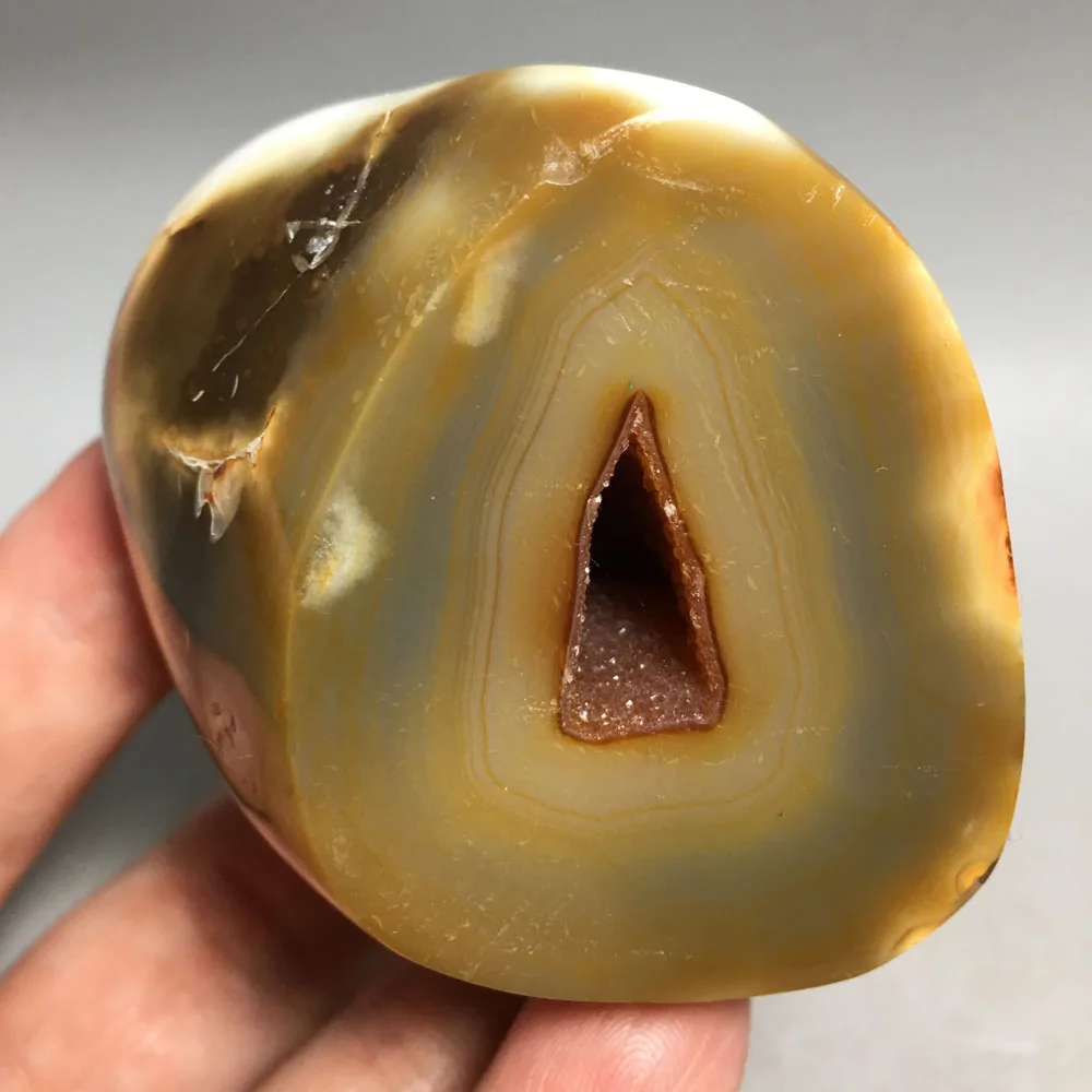 

201g Agate Geode! Natural high quality CARNELIAN CRYSTAL fengshui healing