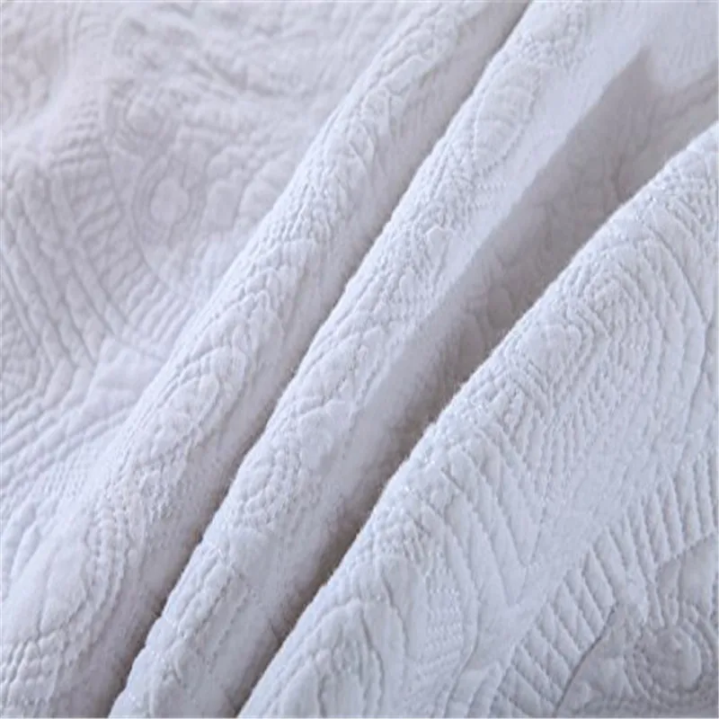 FADFAY-Cotton-Luxury-Embroidery-Bed-Quilted-Set-White-Bedspread-3pcs-Bedding-Sets-Queen-Size-Bedclothes-Comforter (3)