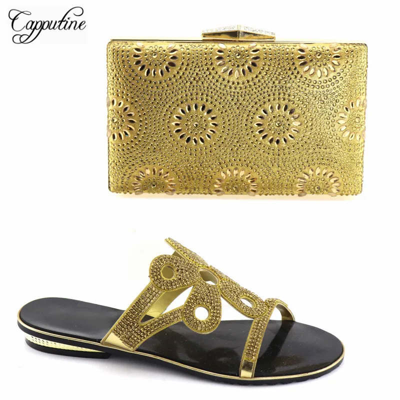 Et Sac Tx or La Partie 01 Talons Desgin pourpre Faible Chaude Vente Chaussures Pour Italien Avec 2018 Assorti Main Femme Bleu Ensemble À Capputine nTXSOO