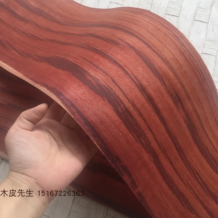 2Pieces/Lot  2.5Meter Width:16cm  Thickness:0.25mm Red Acid Straight Wood Veneer.(back non wovens)