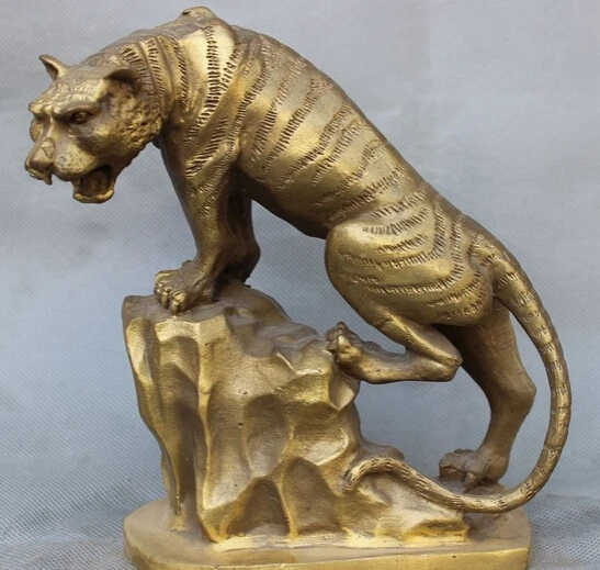 

009021 7" Folk Chinese Brass Animals Year Zodiac Wild Ferocious Tiger On Hill Statue
