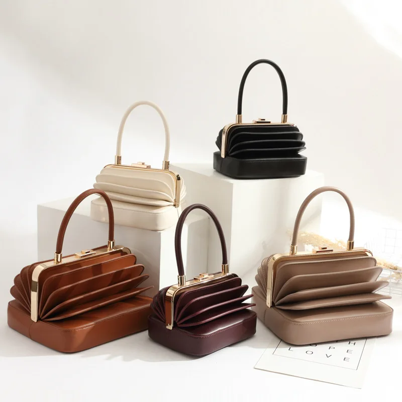 

2019 Genuine Leather New Runway Walk Show Retro Unique Organ Serpentine Women Bag Special Design High Quality