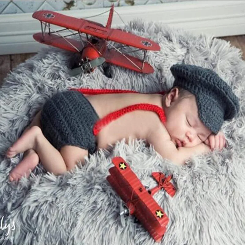 2016 New Born Photography Props Cotton Three Piece Suit Newborn Hats For Boys Red Gentleman Bow Tie With Dark Grey Winter Hat  (1)