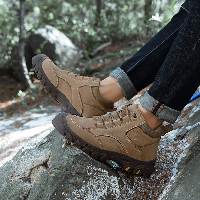 

Men Boots outdoor Thicken fur warm Winter Snow Boots genuine leather Lace Up High Top Fashion Men Shoes casual Sneakers Boots k3