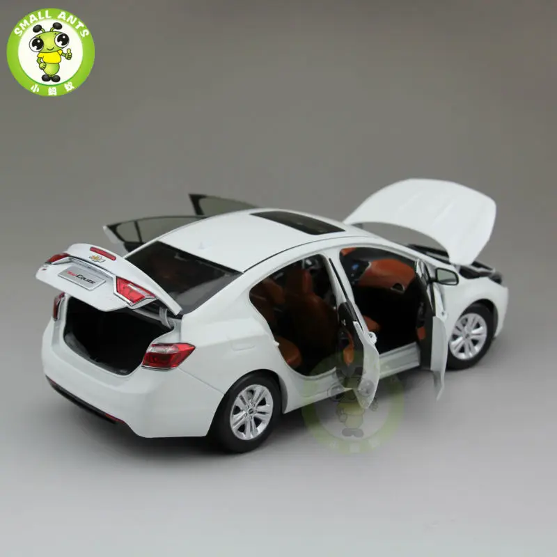 1:18 Chevrolet New Cruze литая модель автомобиля Белый