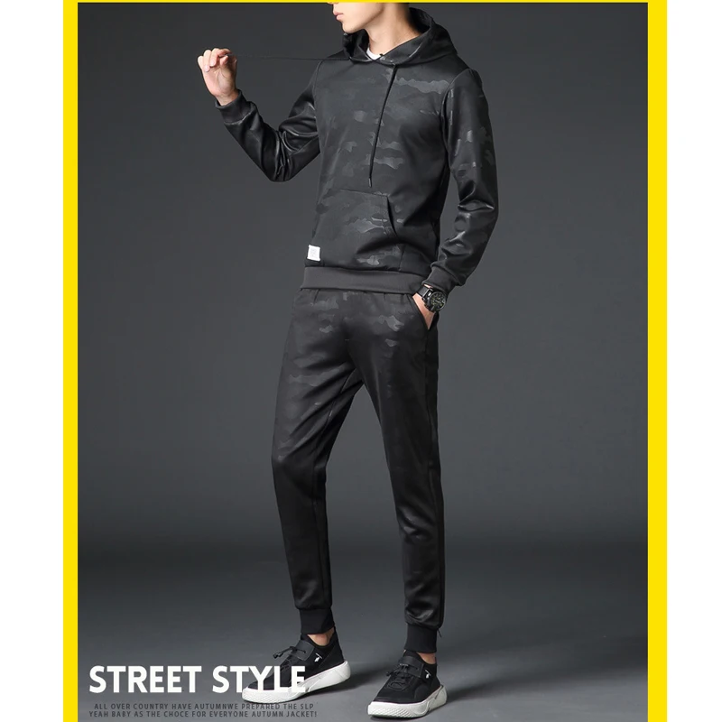 

Two-piece set 2018 sweater running set camouflage set men's Pullover large size tide card sportswear fitness sweater outdoor spo