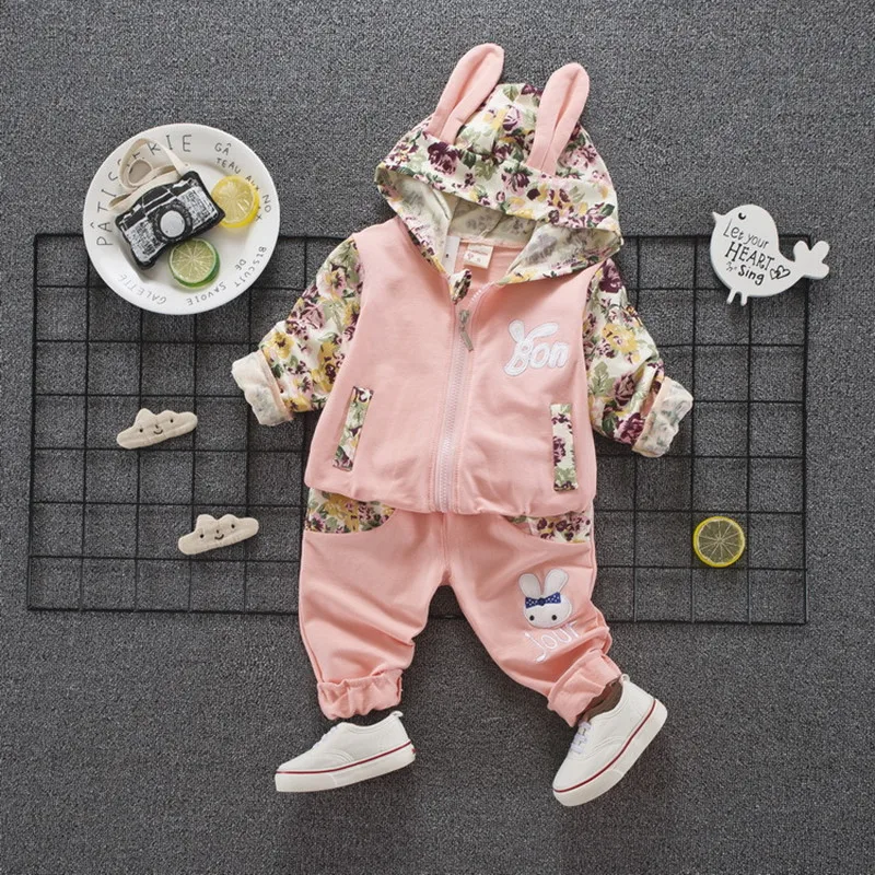 

Infant 2PCS cotton Zip jacket+pants Cartoon Rabit sports children's clothing set kids clothes split joint floral Suits B0331