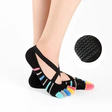 Цветные носки для йоги на пять пальцев, женские хлопковые дышащие спортивные носки с ремешками, резиновый нескользящий носки для фитнеса, танцевальные носки