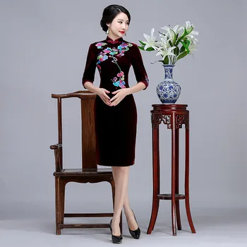 

New Mandarin Collar Vintage Qipao Female Velvet Flower Cheongsam Vestidos Chinese Style Women Evening Dress Large Size 4XL