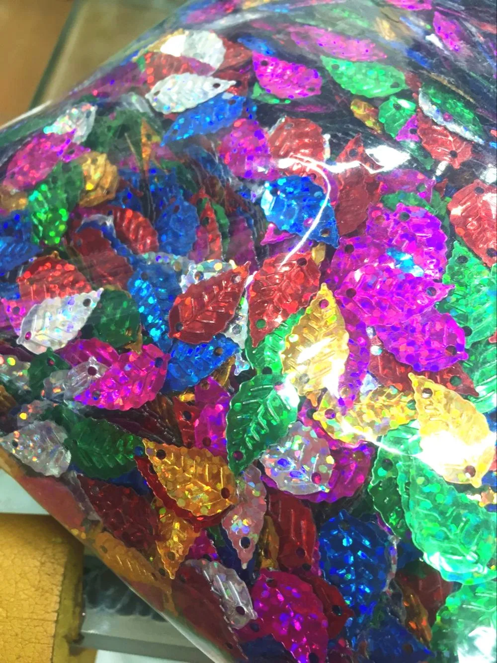 30g/lot Leaf Sequins 9*16mm PVC Sequin Decoration Sewing DIY Mix Colors
