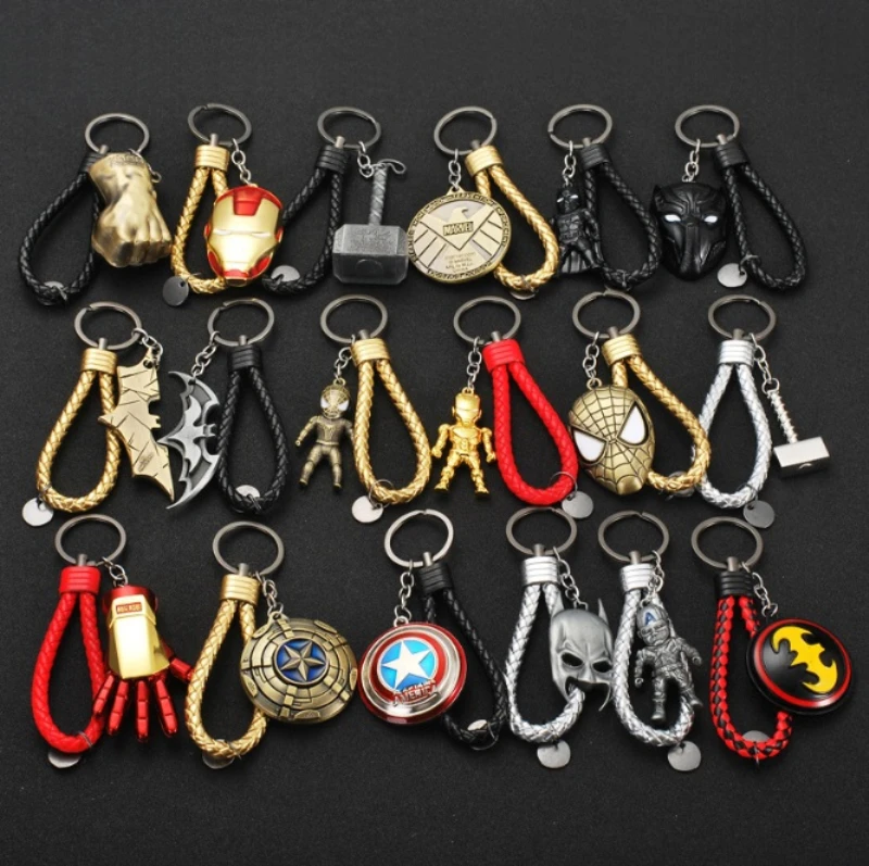 

Movie The Avengers Metal Figures Keychain Batman/Ironman Mask/Spiderman/Captain America Shield Key Chain Key Ring for Car Key