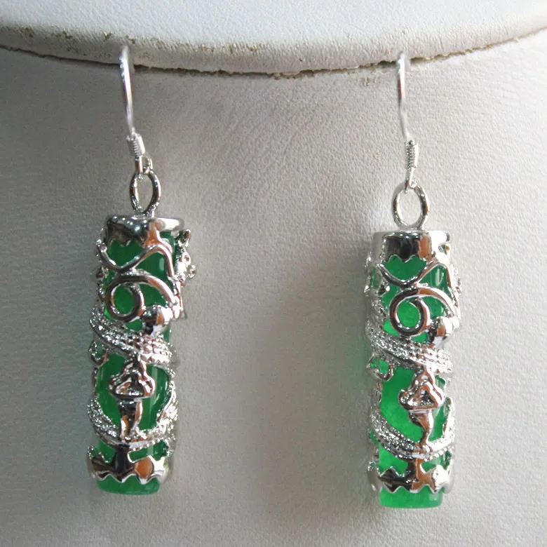 

unique Amazing Green natural jade Dragon Earring Free Shipping
