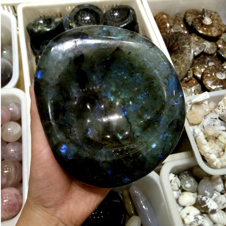 

Wholesale Price Flashy Natural Hand Carved Labradorite Stone Crystal Ashtray Gift For Smoking FMX
