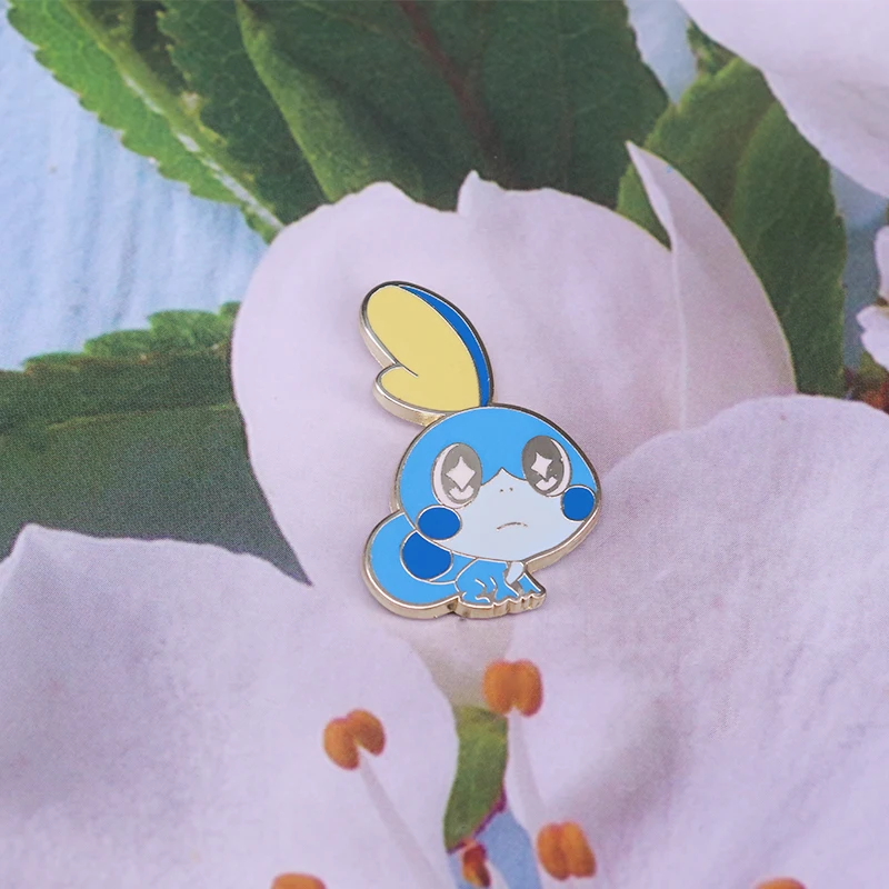 Симпатичные Sobble нагрудный штырь Покемон меч и щит стартеры игровые ювелирные изделия