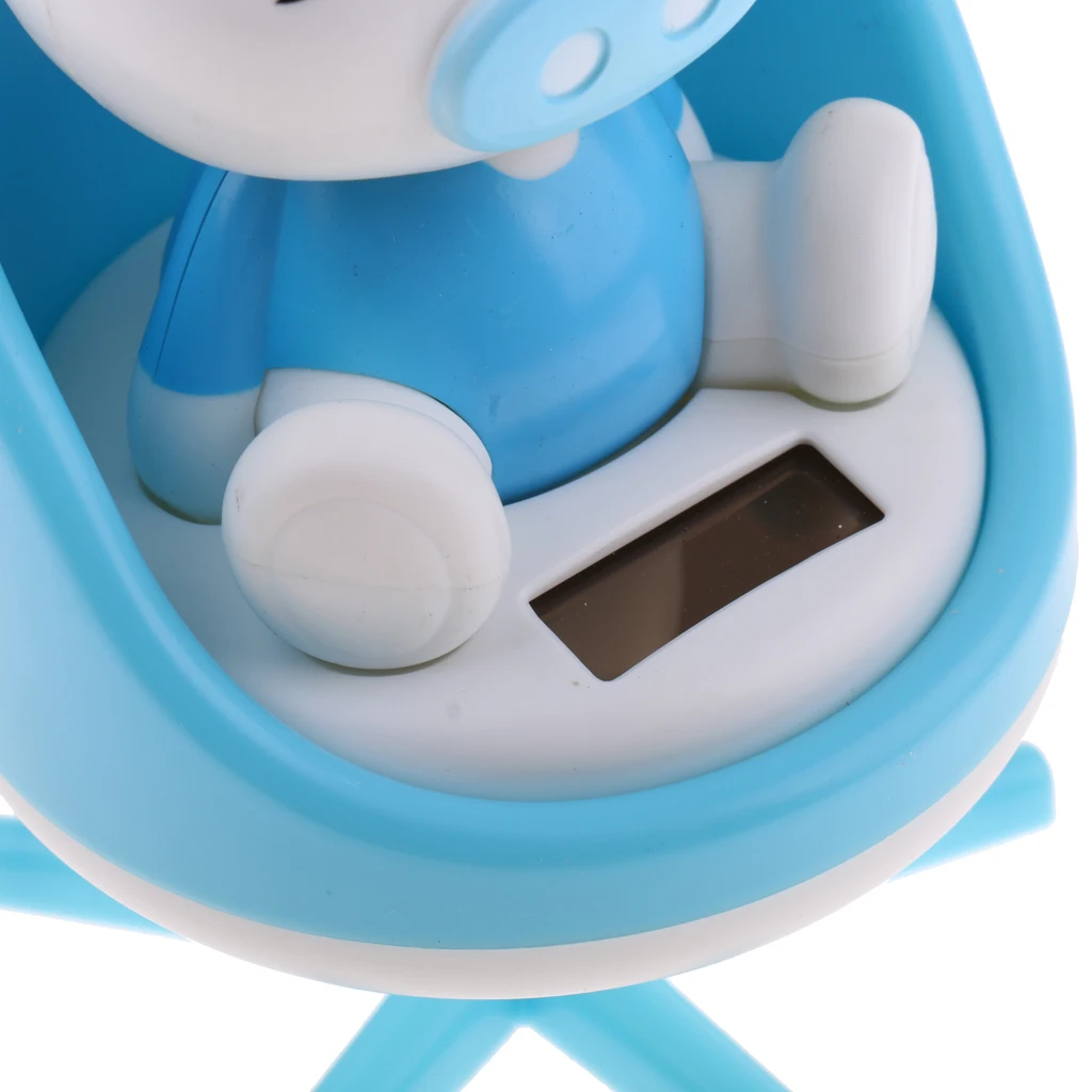 Adorable Plastic Solar Powered Toys Noding Head Figurine Model Home Car Ornament Panda Novelty Gag Toys for Kids Birthday Gift