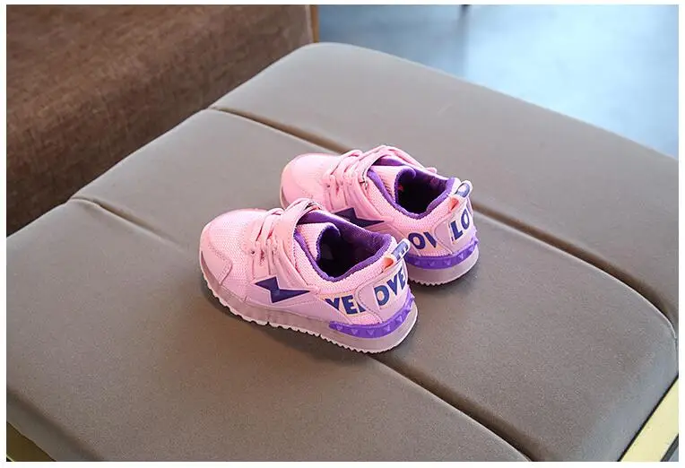 kids led shoes (71)