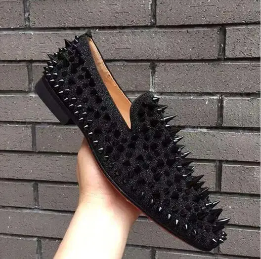 

New Luxury Brand Design Irregular Black Rivets Cover Leather Sexy Men Shoes Slip On Flats Sapatos Top Quality Shoes Men
