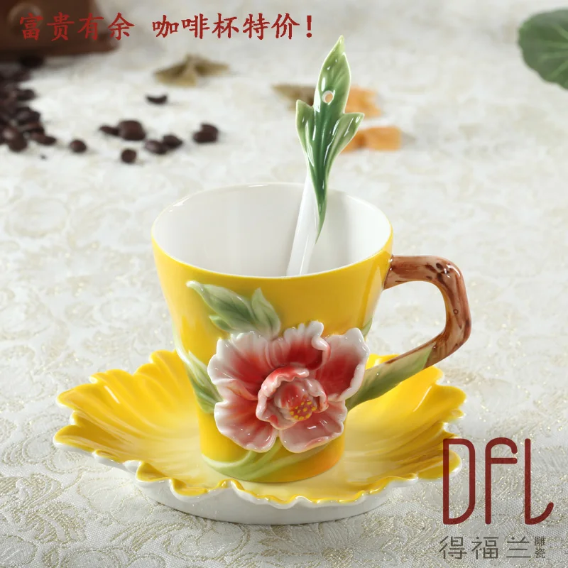

Enamel painted pottery Bone China coffee cups and saucers scoop creativity peony marriage birthday gift valentine's day
